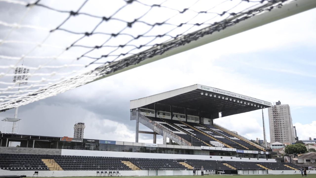 Clube da Série B anuncia construção de novo estádio no dia em que completa 114 anos
