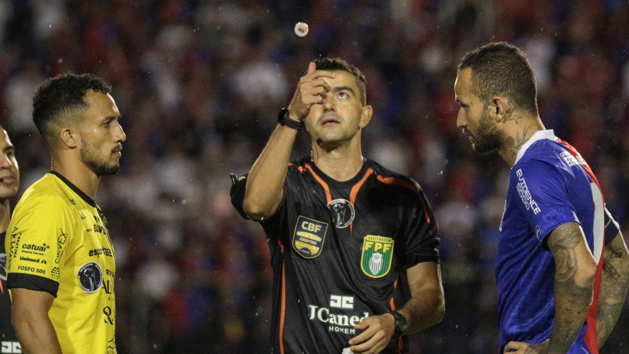 Paraná e Cascavel se reencontram após episódio bizarro no futebol paranaense