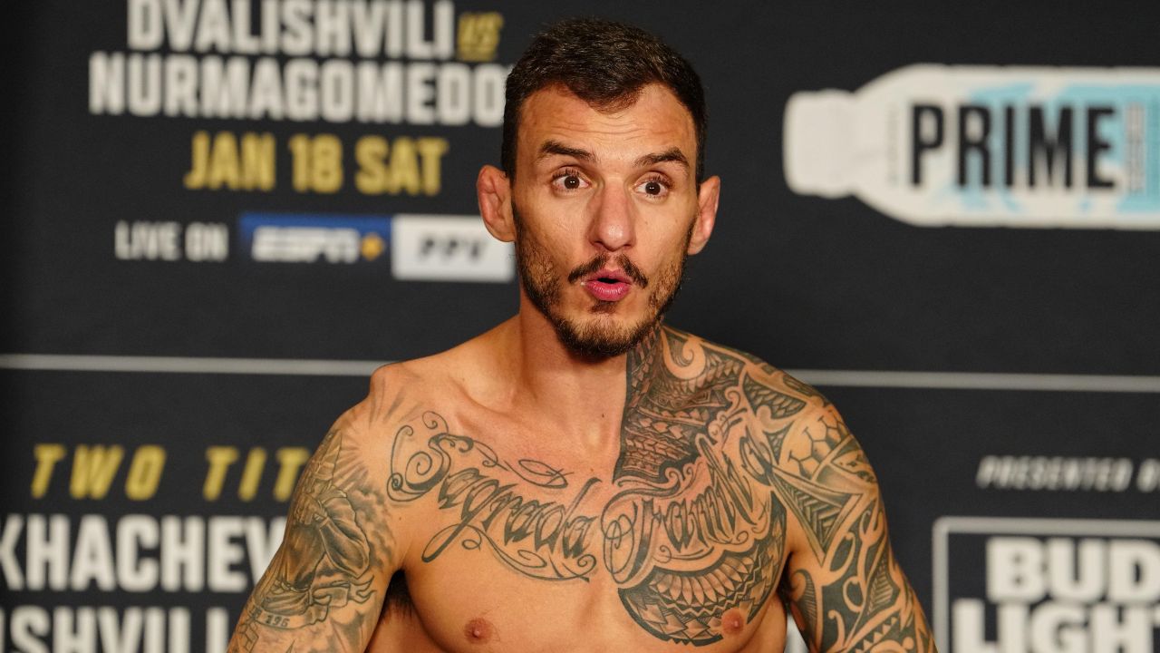 Renato Moicano tem luta adiada após nova desistência de adversário