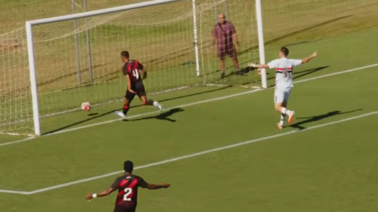 Athletico faz gol contra bizarro com oito segundos de jogo; assista