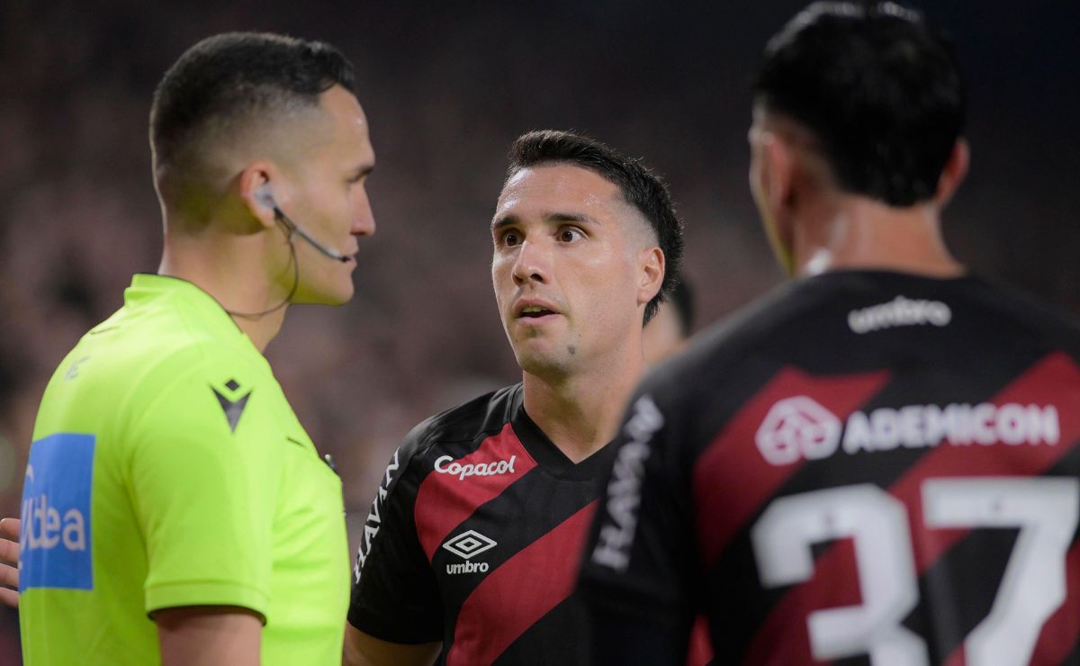 Athletico se revolta com a arbitragem mais uma vez em empate com o Grêmio