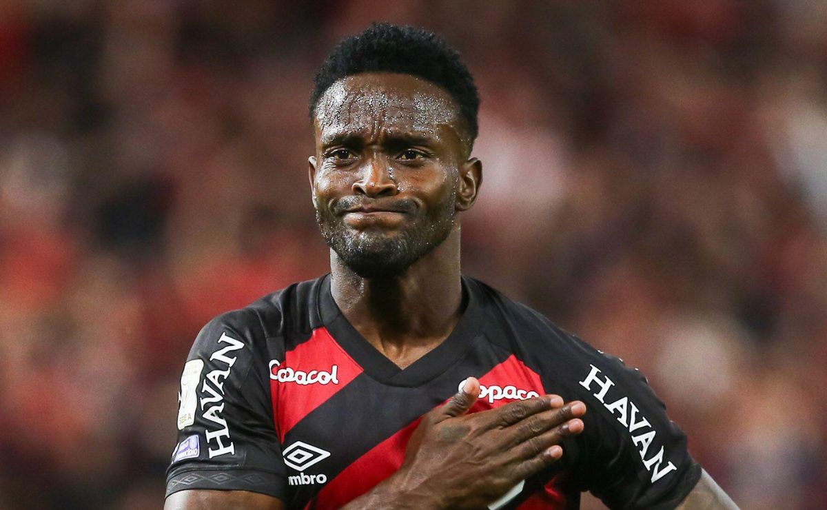Athletico fez jogo perfeito e teve atuação gigante contra o Flamengo