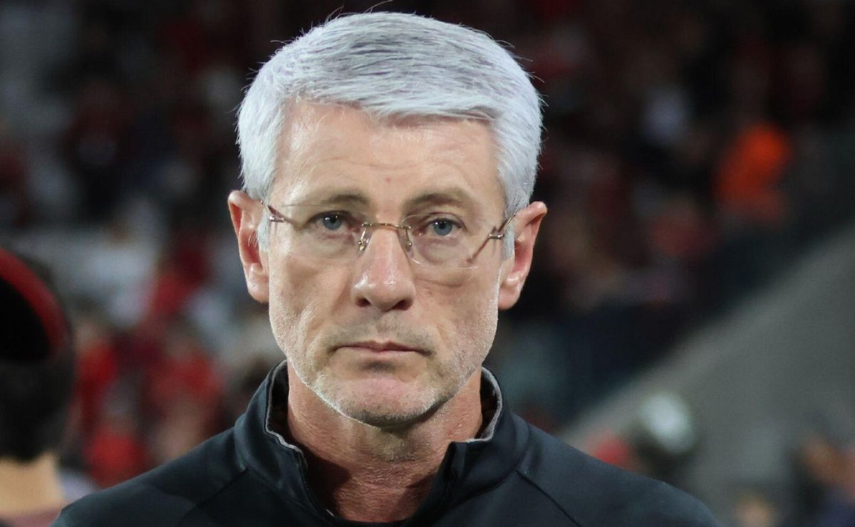 Athletico avalia contratação do artilheiro do futebol brasileiro em 2026