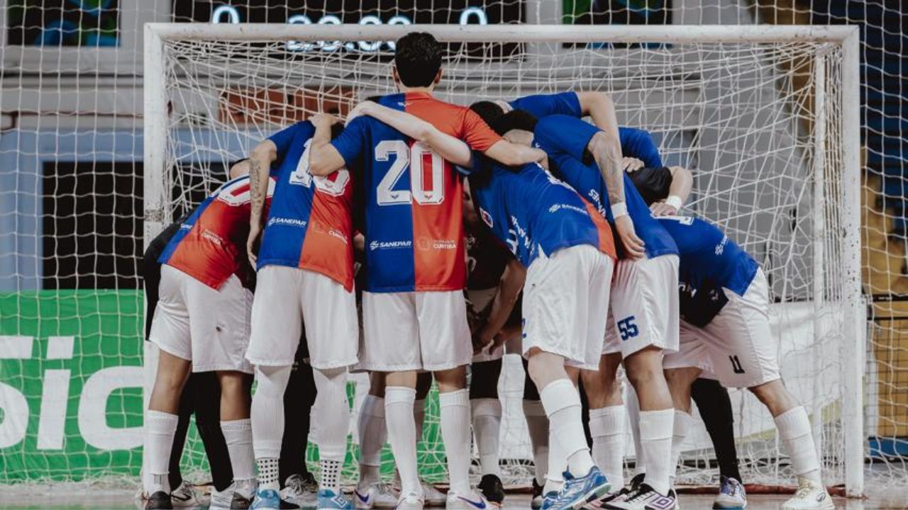 Paraná Clube vive sequência negativa no futsal e mira reforços