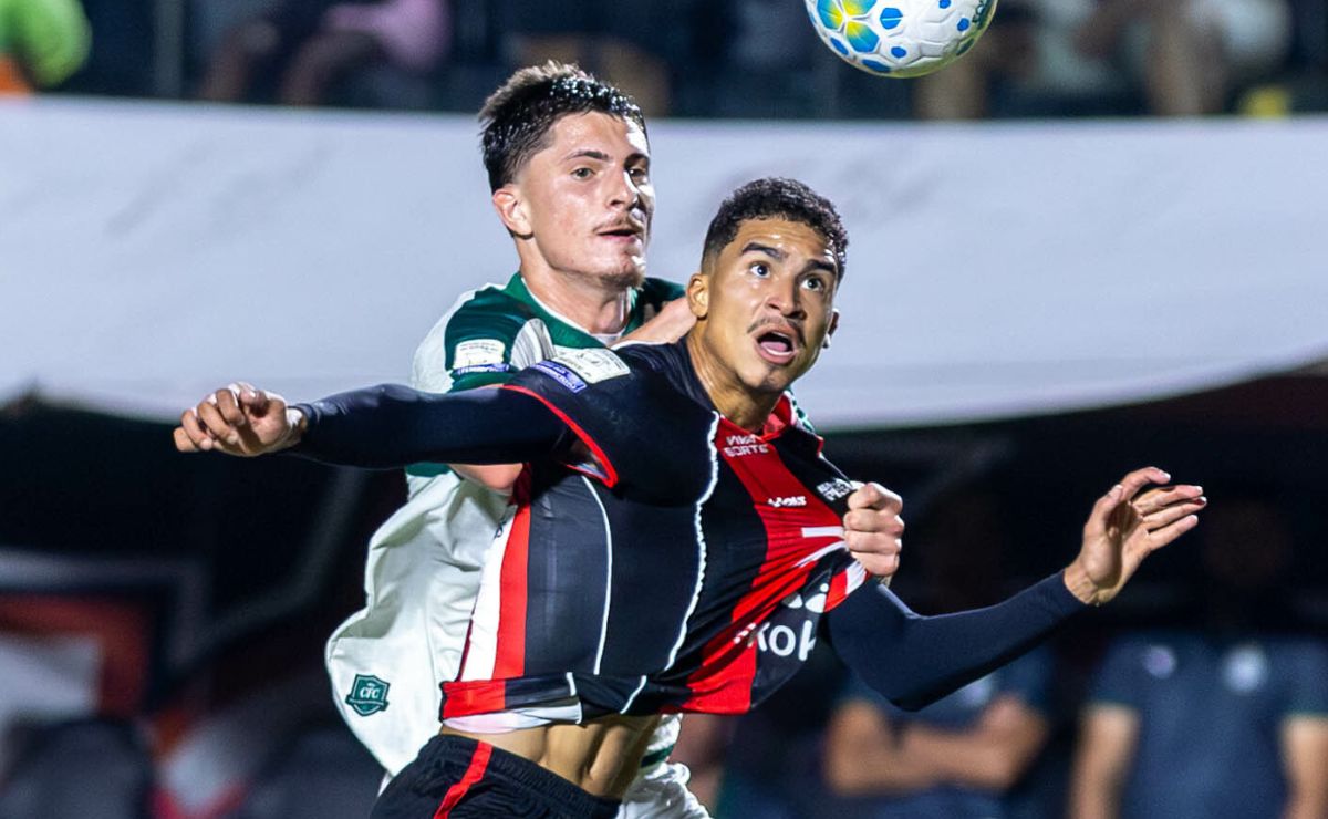Coritiba chega ao limite e desmorona após goleada para o Vitória