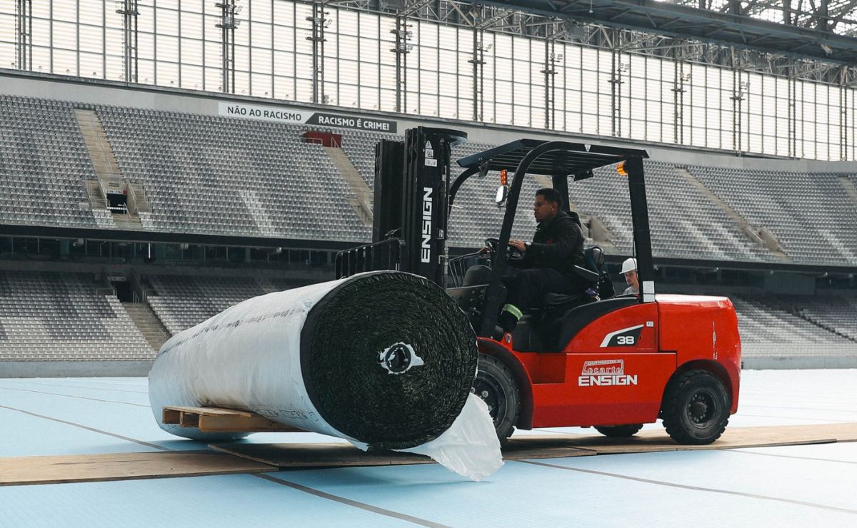 Athletico dá atualização sobre obras do novo gramado sintético da Arena da Baixada