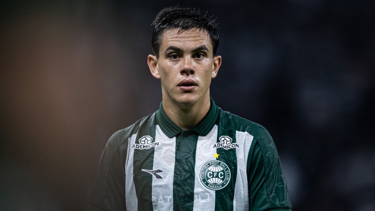 Joia emprestada ao Coritiba atinge meta no Brasileirão e se ‘fixa’ no clube