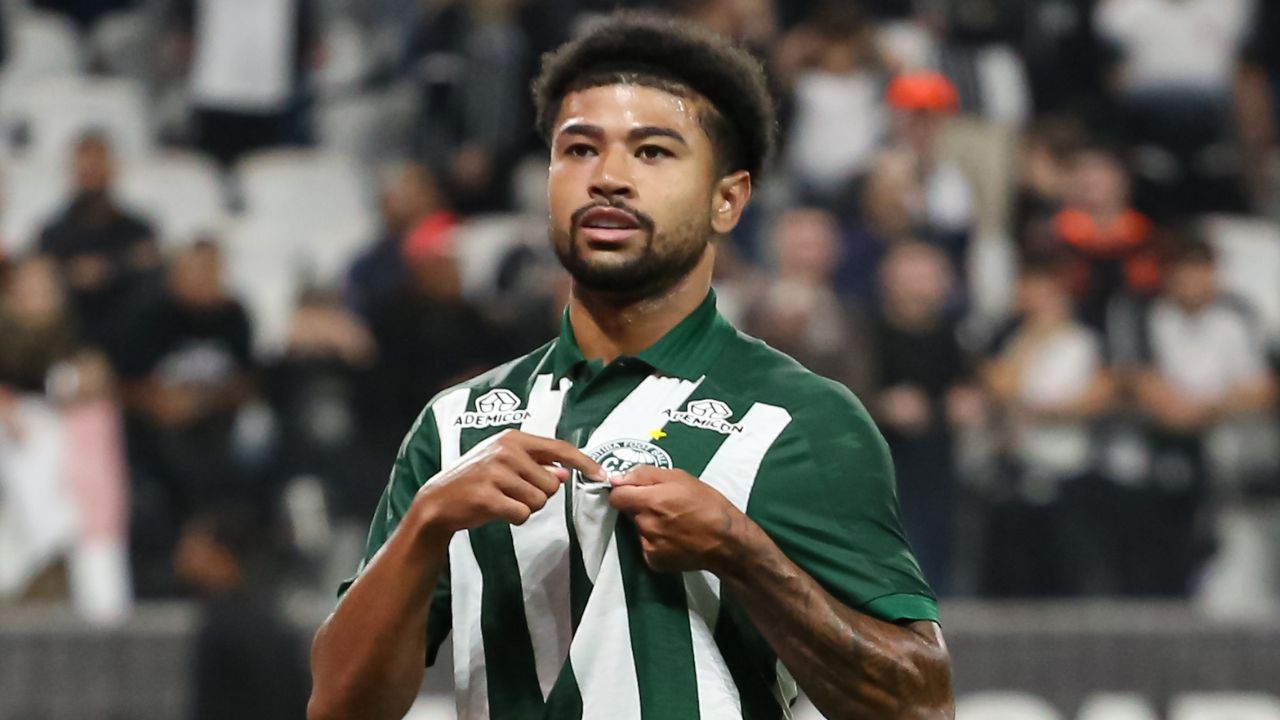 Flamengo sinaliza proposta recorde por Lucas Ronier do Coritiba