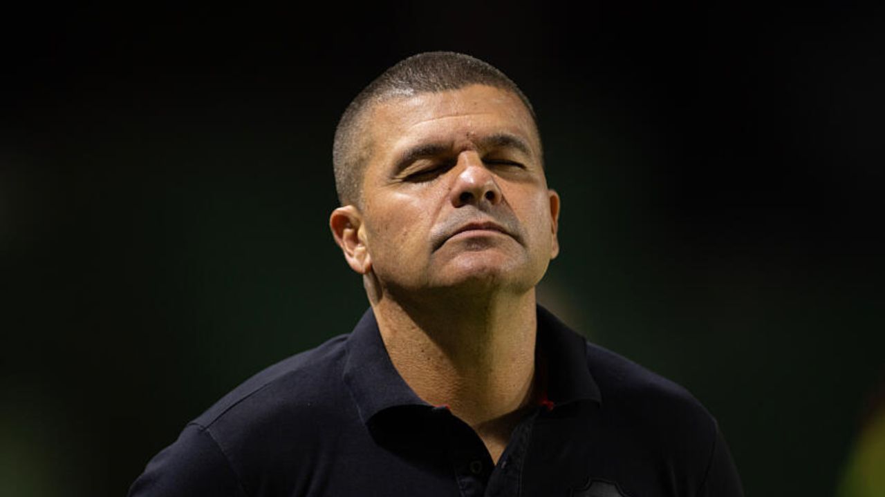 “Salários atrasados”: Ex-Coritiba abandona clube tradicional em situação delicada
