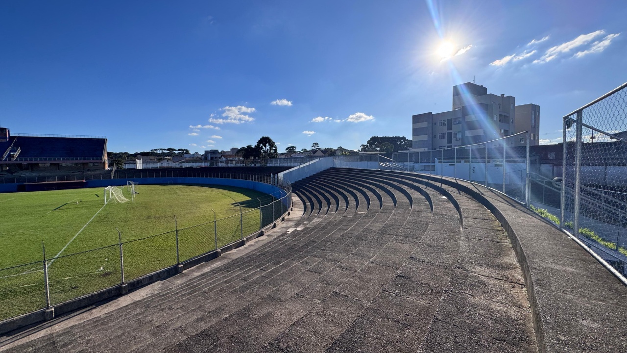 Eleições e Iron Maiden fazem Athletico jogar no estádio do Paraná Clube