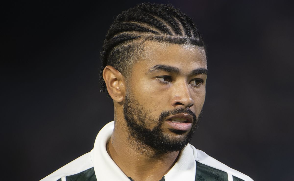 Coritiba desperdiça chances e fica no empate com o Bragantino