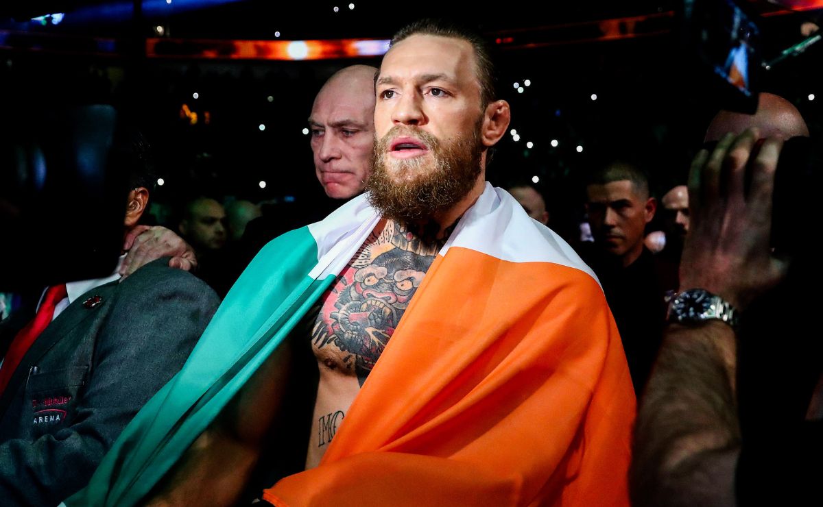 Retorno de McGregor no UFC 329 terá três brasileiros em ação; veja o card completo