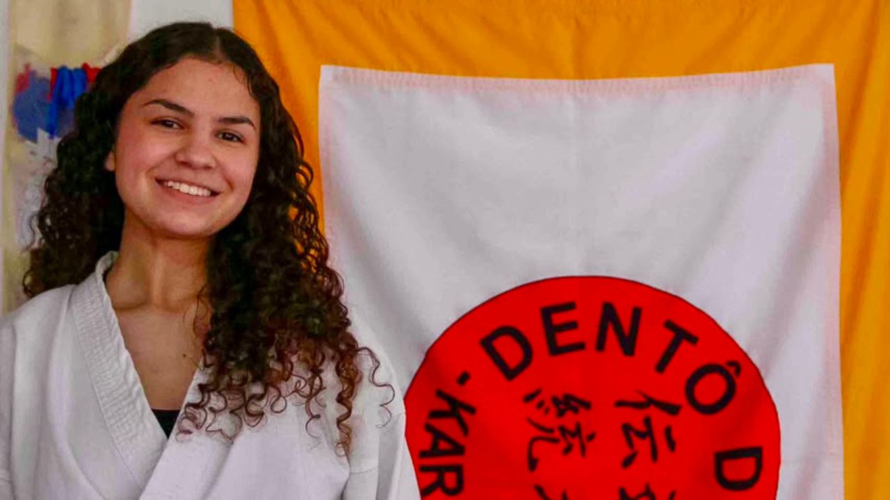 Brasileira corre atrás do sonho de competir no Mundial de Karatê