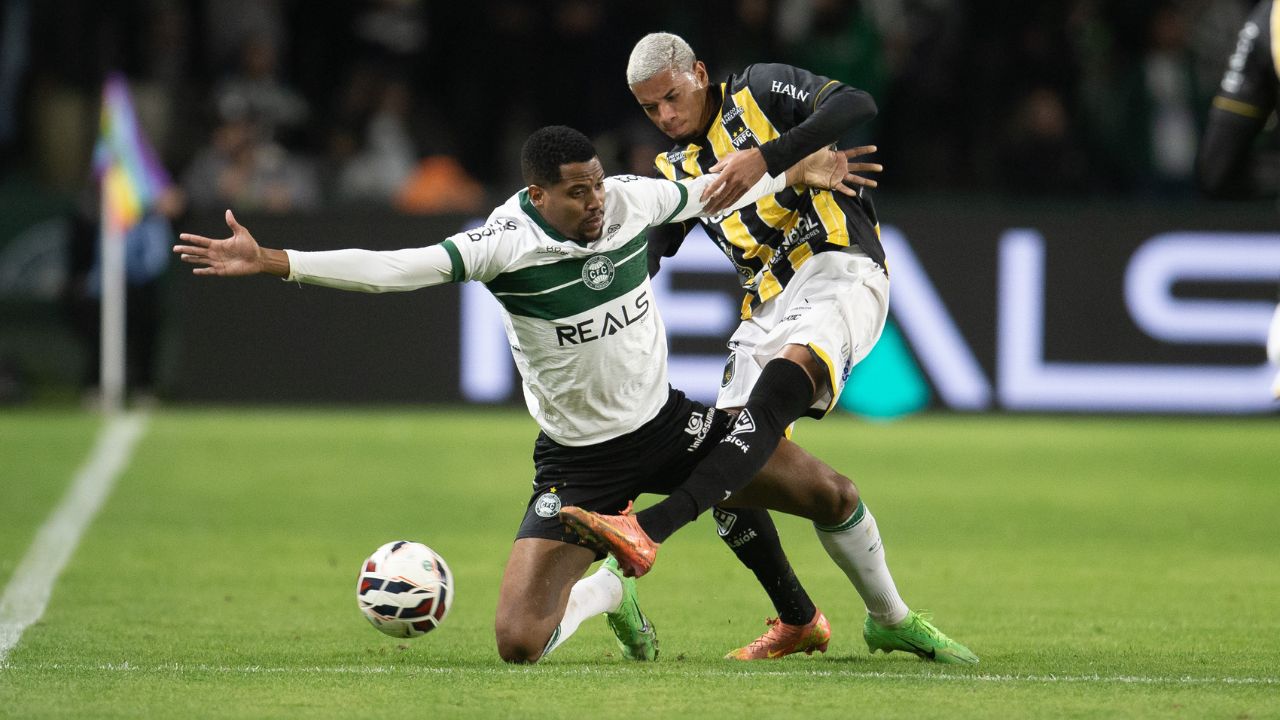 Jogador do Coritiba é anunciado no Japão e rende dinheiro ao clube