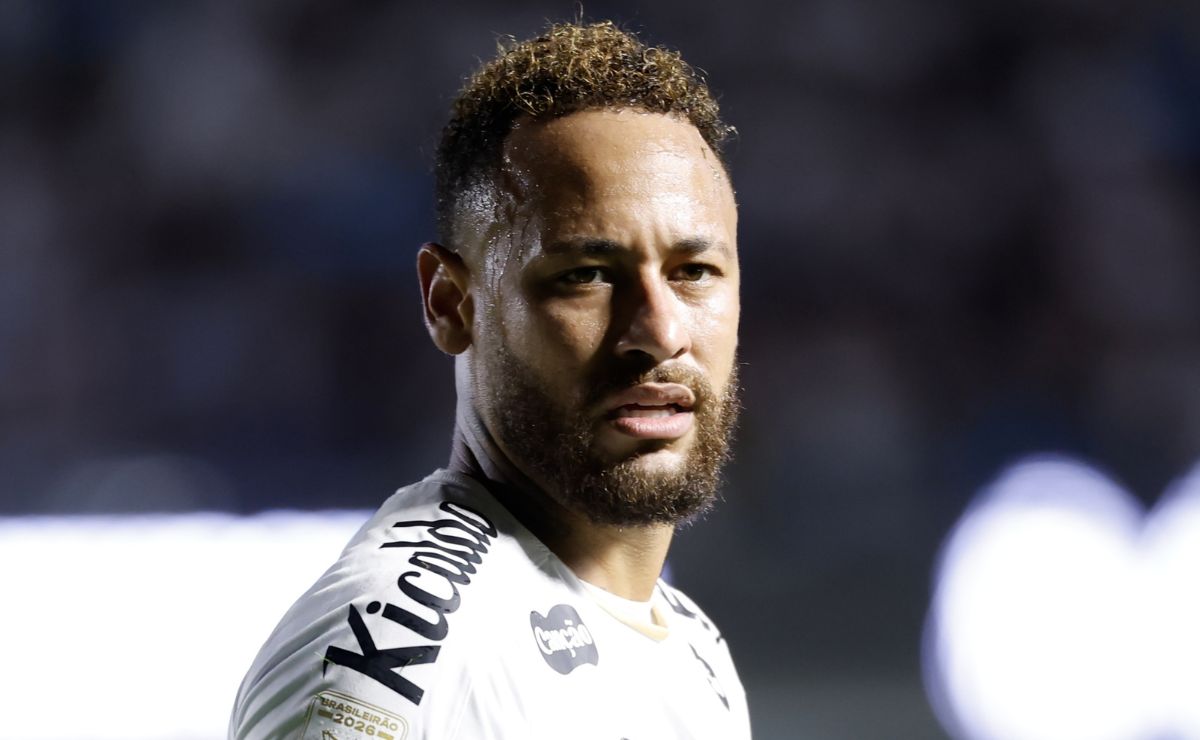 Athletico não terá Neymar como rival na Vila Belmiro pelo Brasileirão