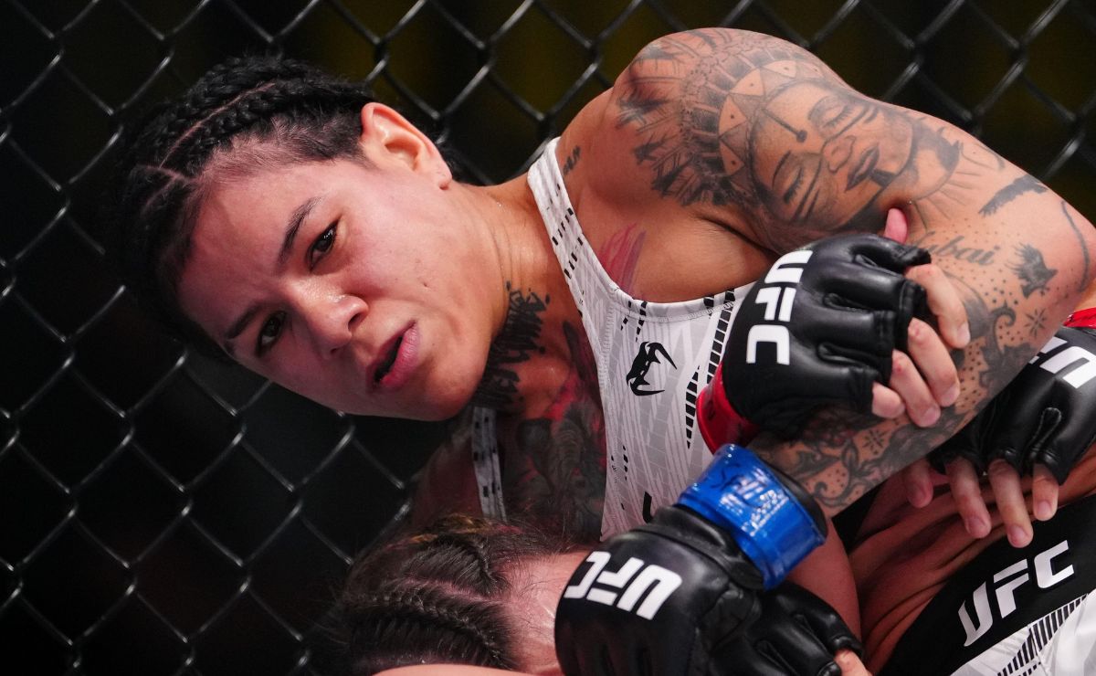 Brasileira dá salto no ranking do UFC após nocaute na China