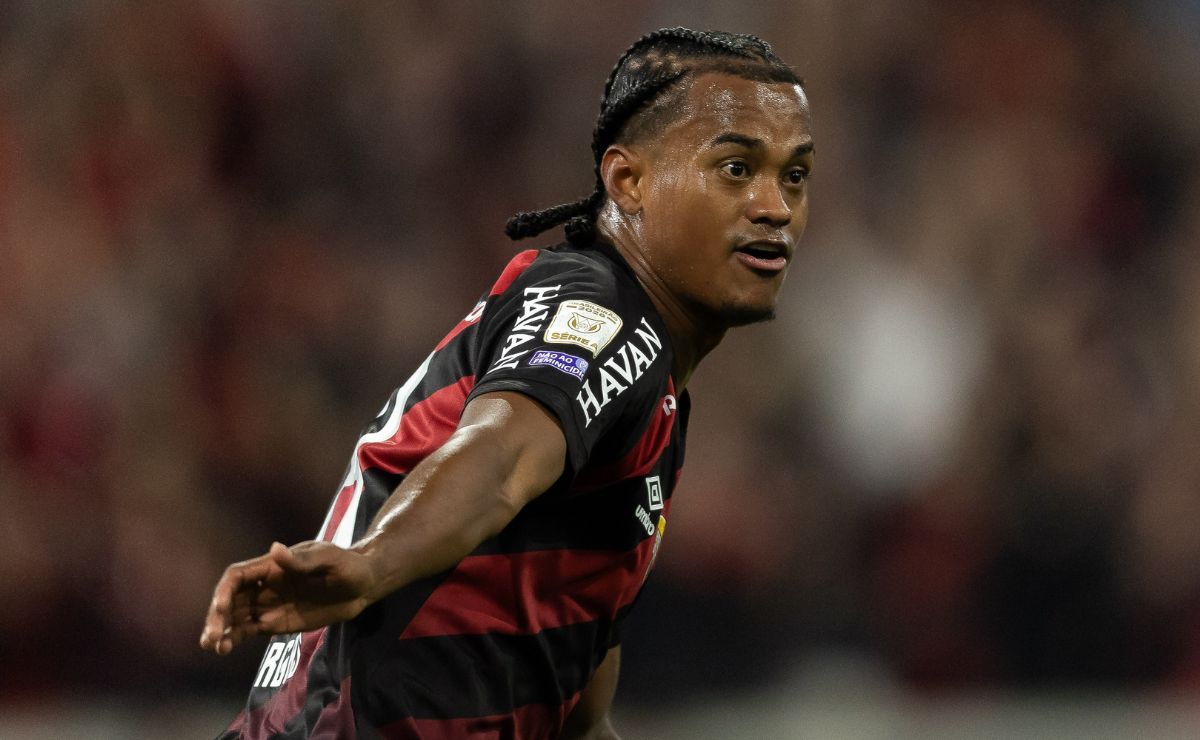 Contratação histórica celebra primeiro gol e manda recado a Odair no Athletico