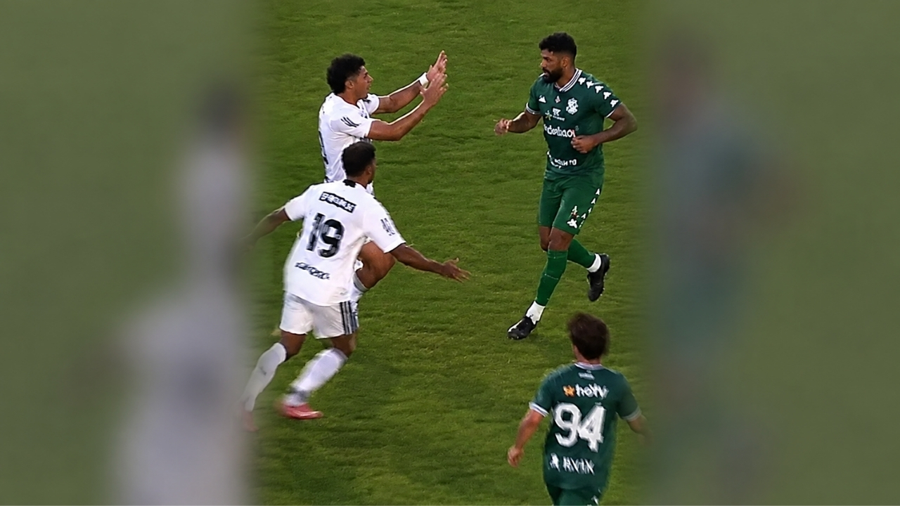 Ex-Athletico agride adversários a socos após eliminação na Série D
