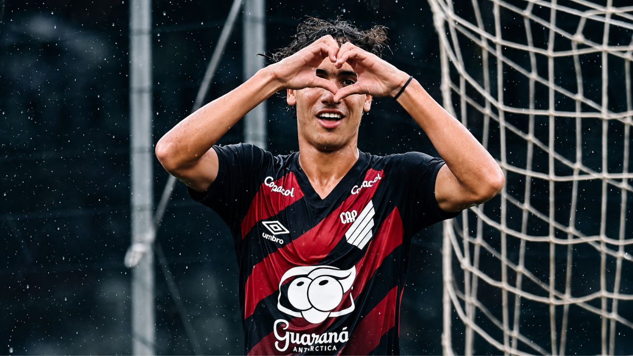 “Um gol por jogo”: Athletico prepara nova joia no CT do Caju