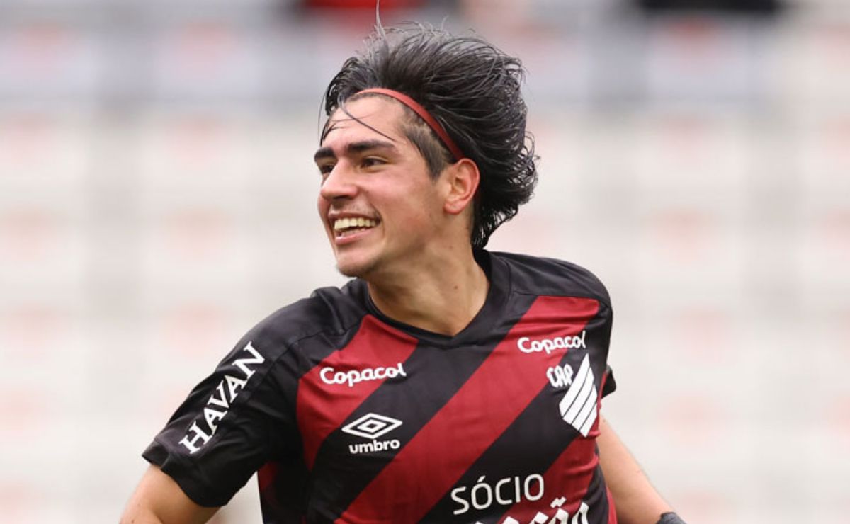 Promessa uruguaia decide, e Athletico vence mais uma na Copa Paraná