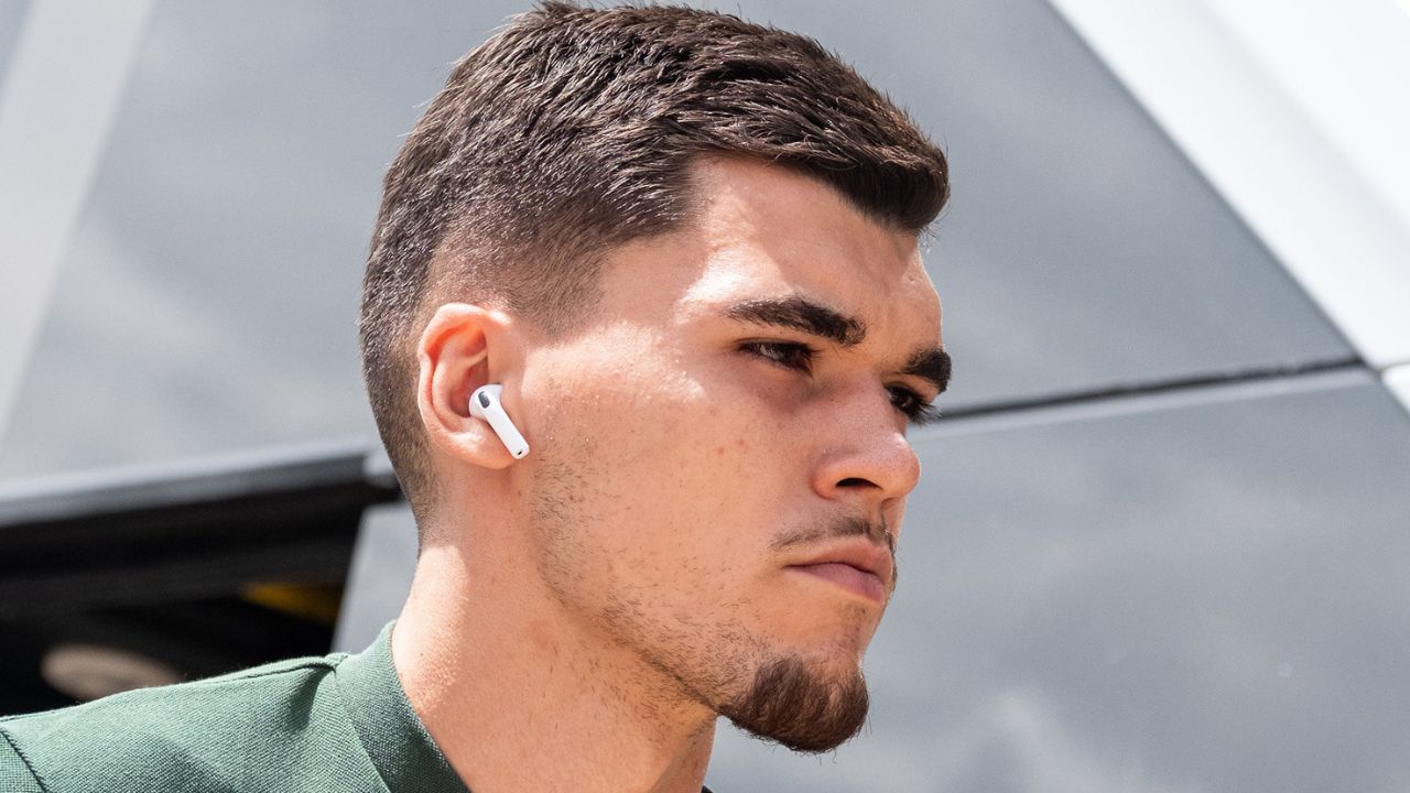 Convocação cria ‘problema’ e faz Coritiba correr pela renovação de Morisco
