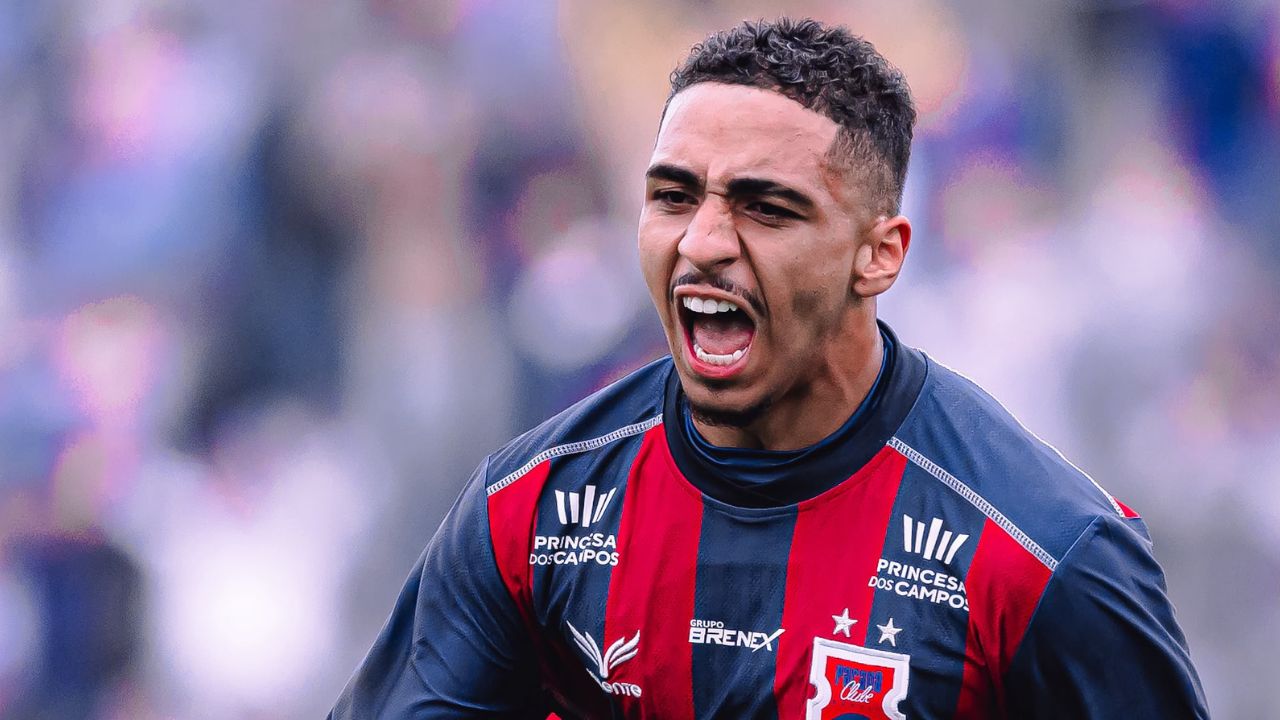 Paraná Clube vence o Cascavel na Vila Capanema e lidera Copa Paraná