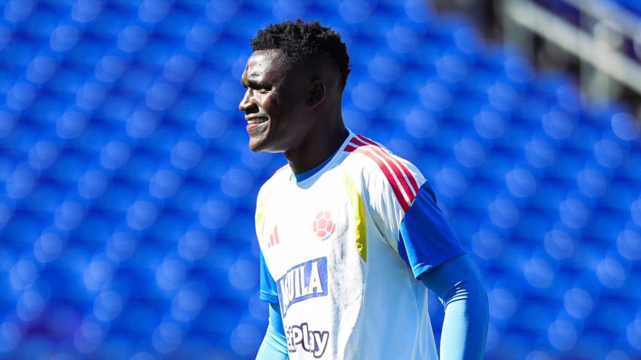 Atacante do Athletico, Viveros estreia pela seleção da Colômbia