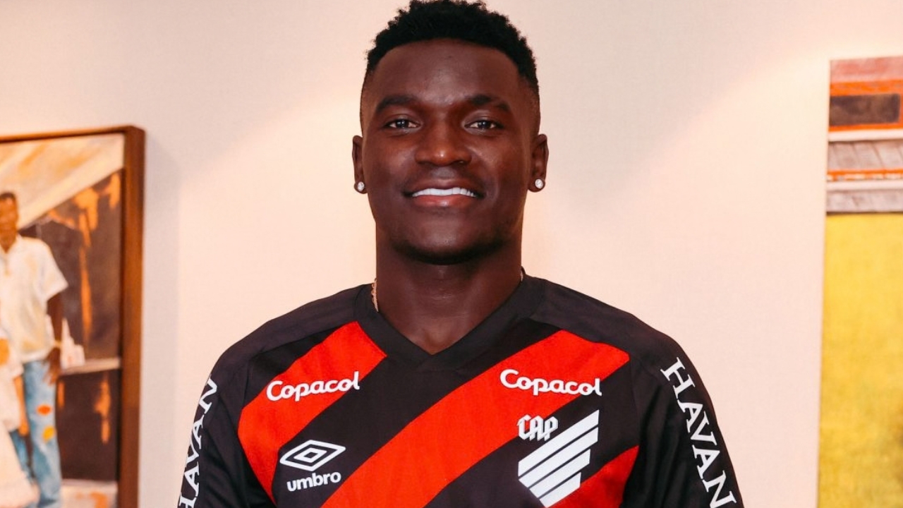 Viveros, do Athletico, integra lista de estrelas do esporte de mega agência