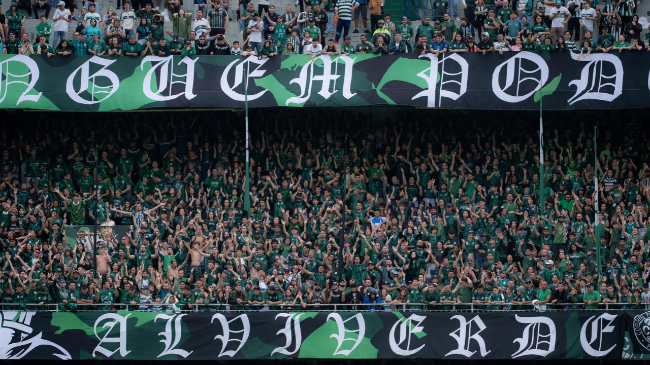Coritiba tenta motivar torcida, mas recebe cobranças para reta final do Brasileirão