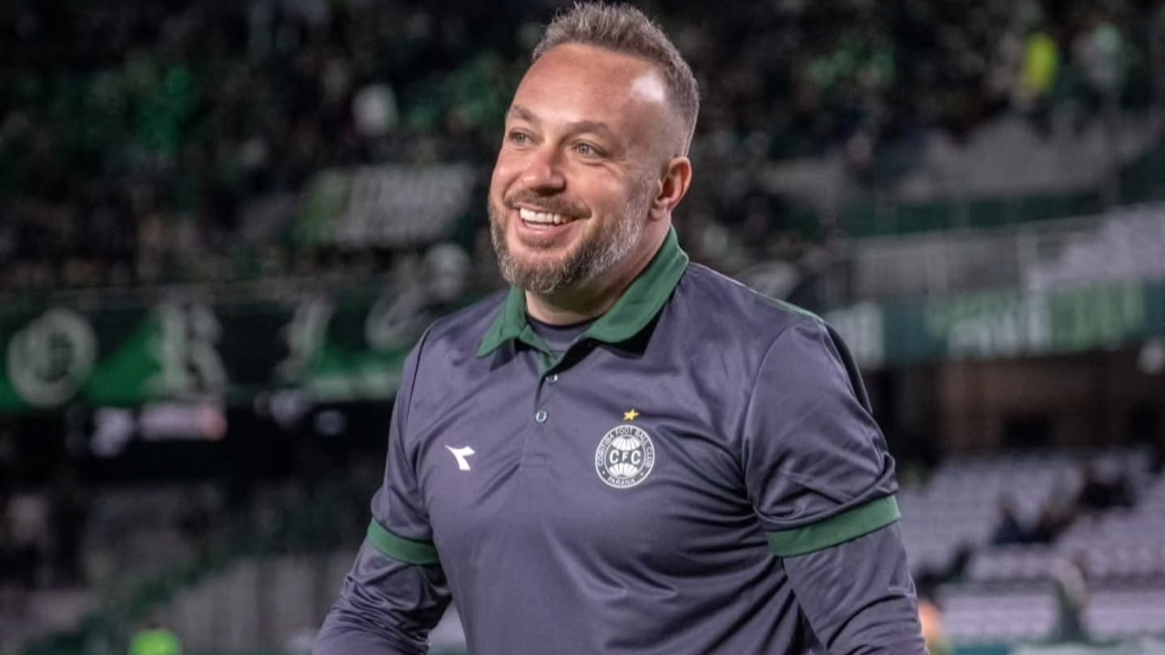 Guila Bossle: Conheça quem é o técnico interino do Coritiba