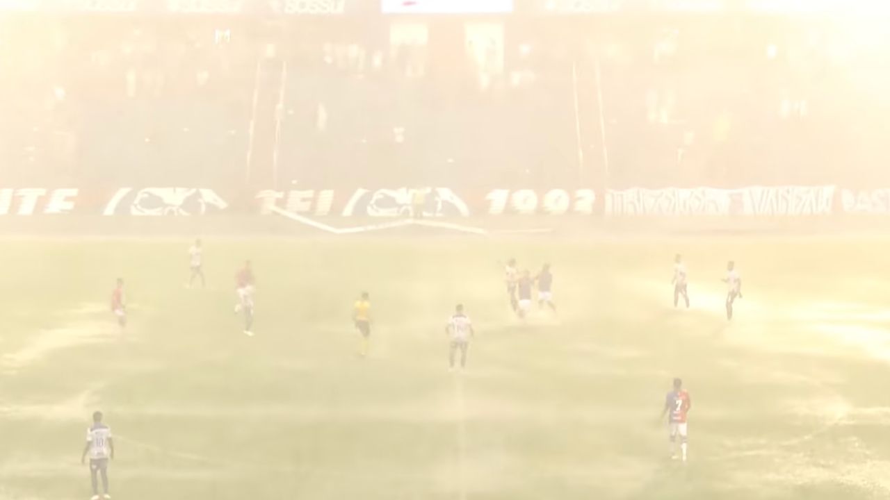 Temporal interrompe Paraná Clube x Foz do Iguaçu pela Copa Paraná, na Vila Capanema