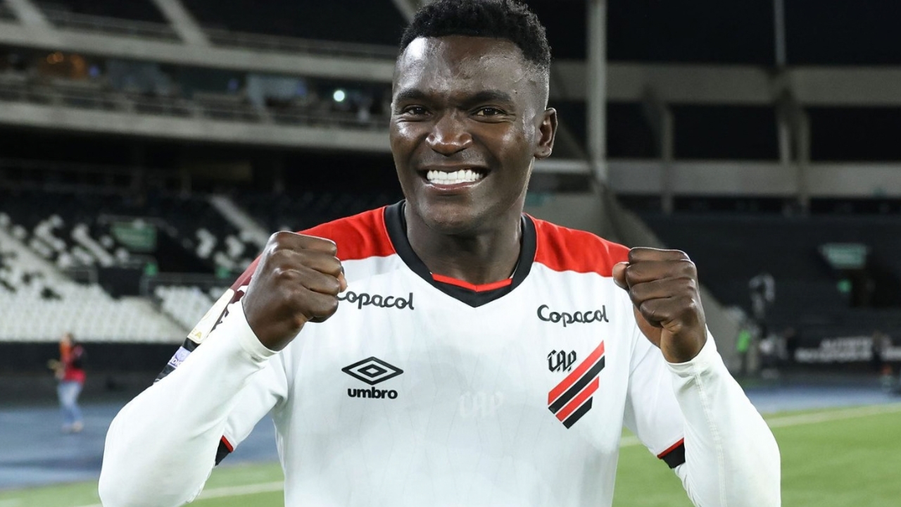 Viveros, do Athletico, supera ex-Coritiba em lista dos mais valiosos em mega agência